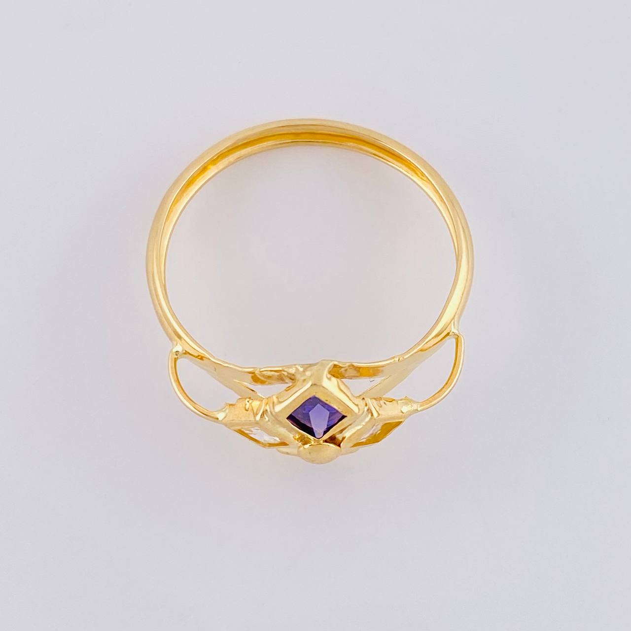 Anillo Rombo Imperial 1.8 g / T9 1/4 Oro Amarillo 18K