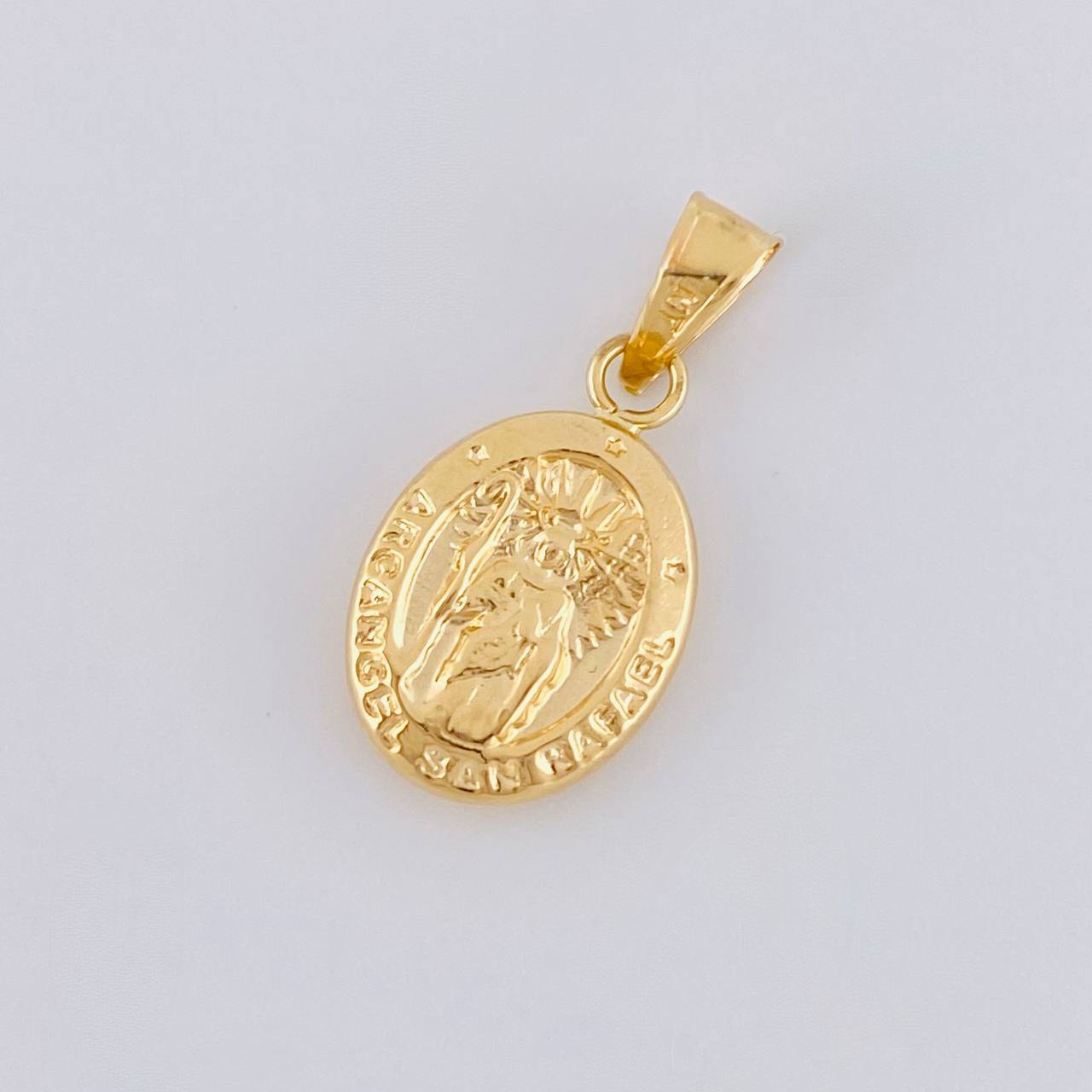 Dije San Rafael 0.55 g / 3/4 in Oro Amarillo 18K