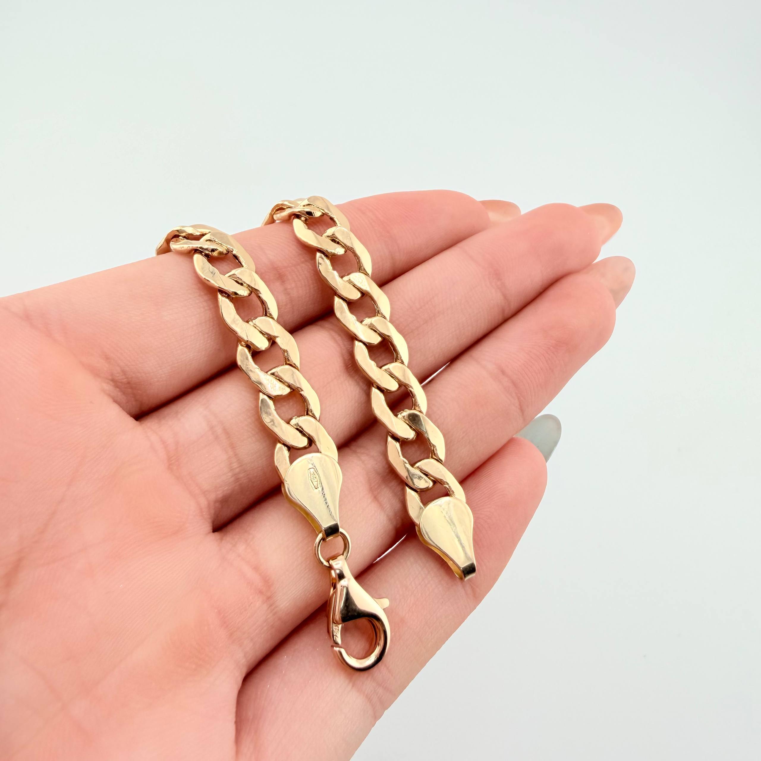 Pulso Cubano 10.65gr / 8 1/2 in / 7.7mm Oro Amarillo +4 18K ©