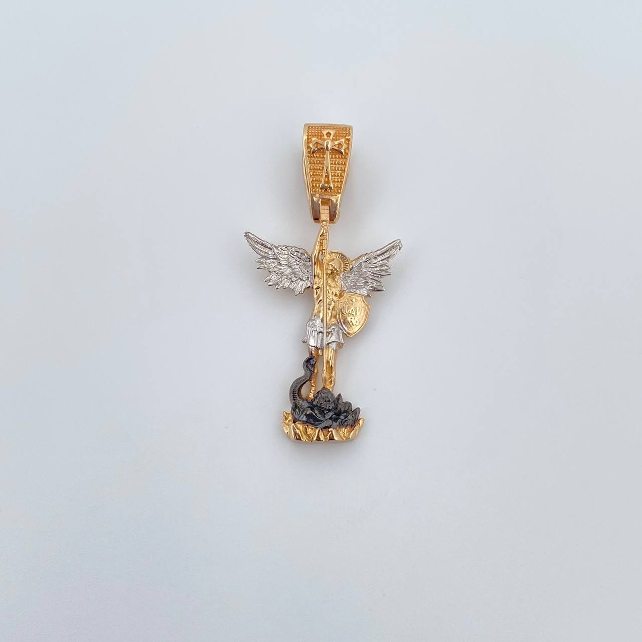 Pendant San Miguel Archangel 4.8gr / 3.8cm / White Zirconia Three 18K Golds &