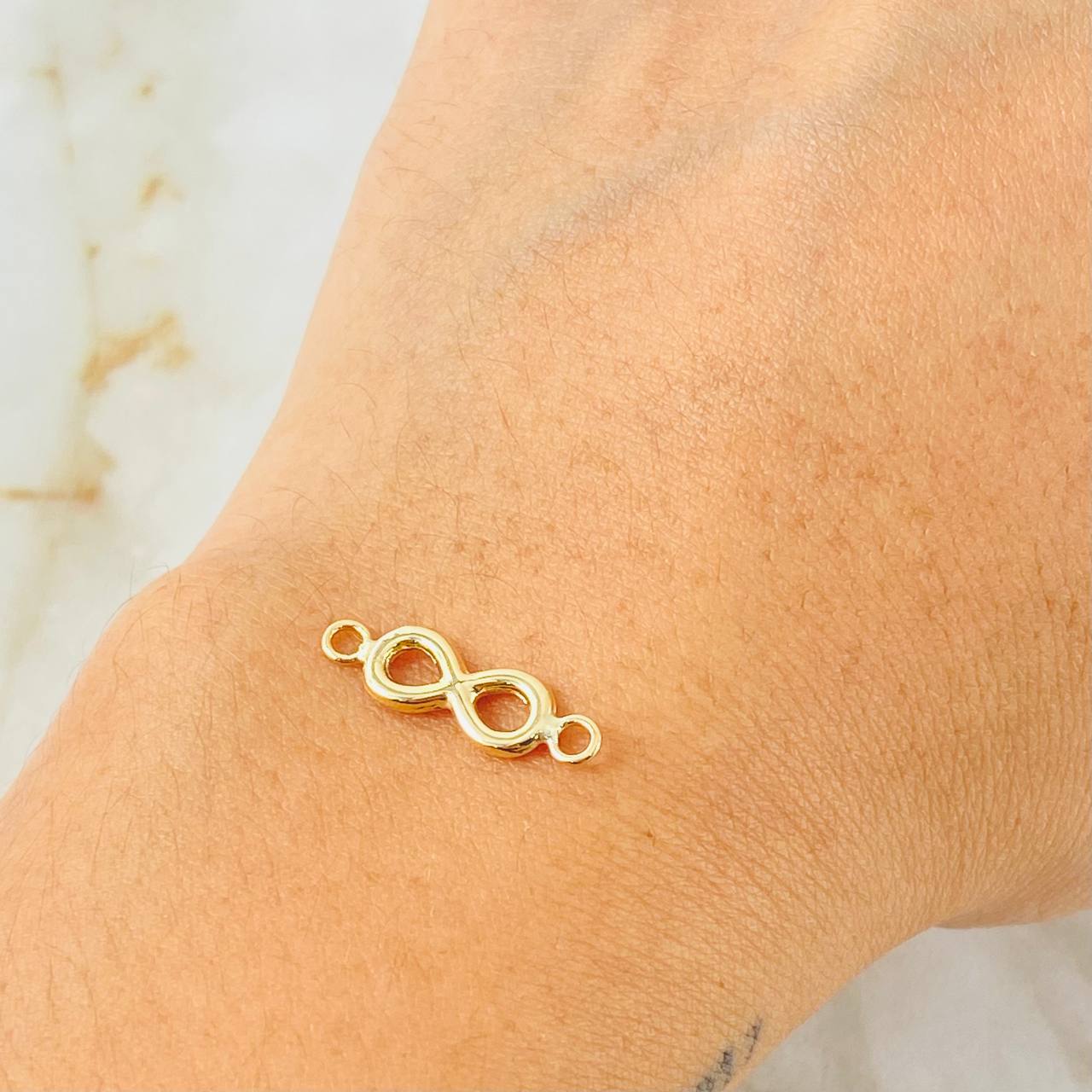 Charm Infinity 0.6gr / 1/4 in / 18K Gold