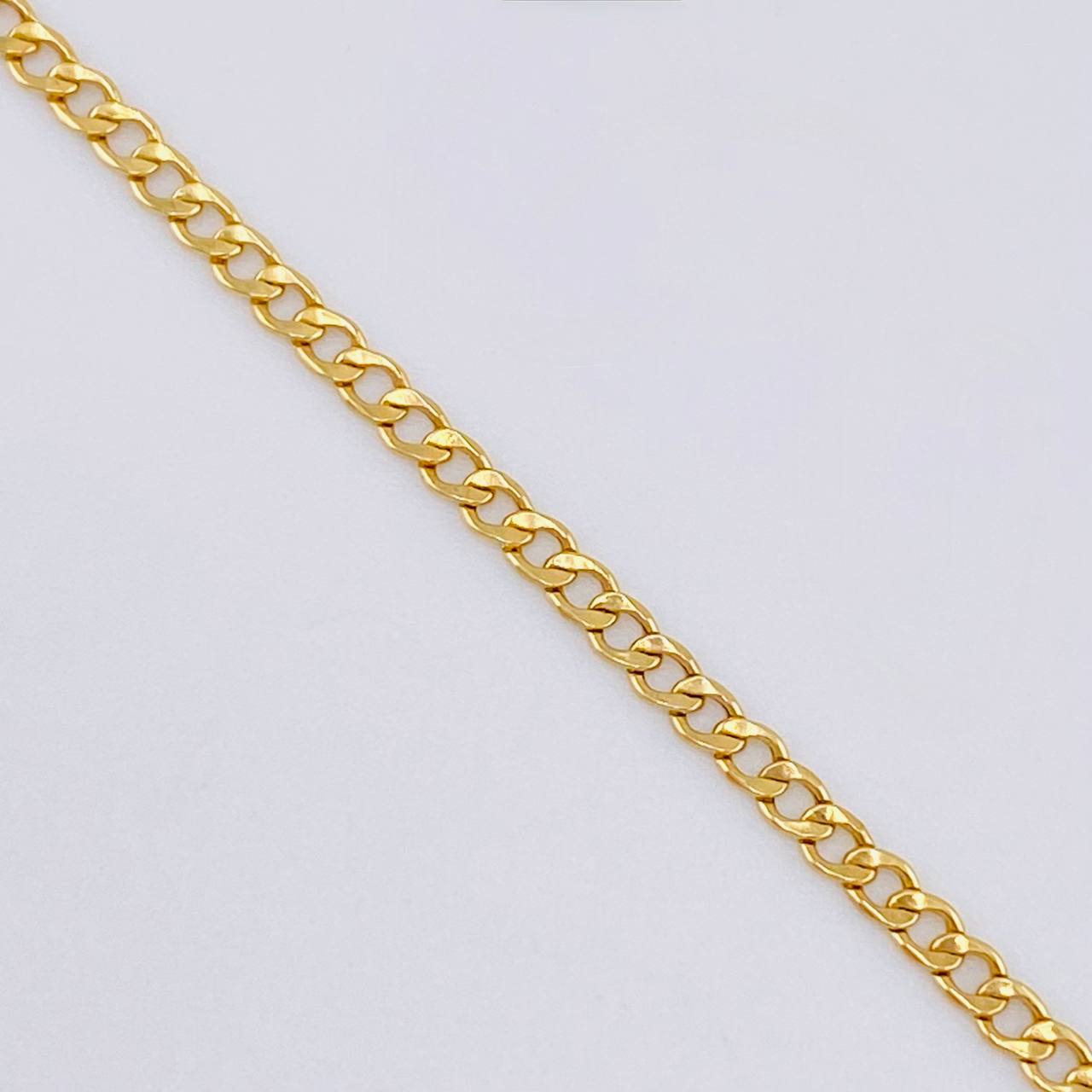 Pulso Cubano 0.85 g / 7 1/4 in / 2 mm Oro Amarillo 18K