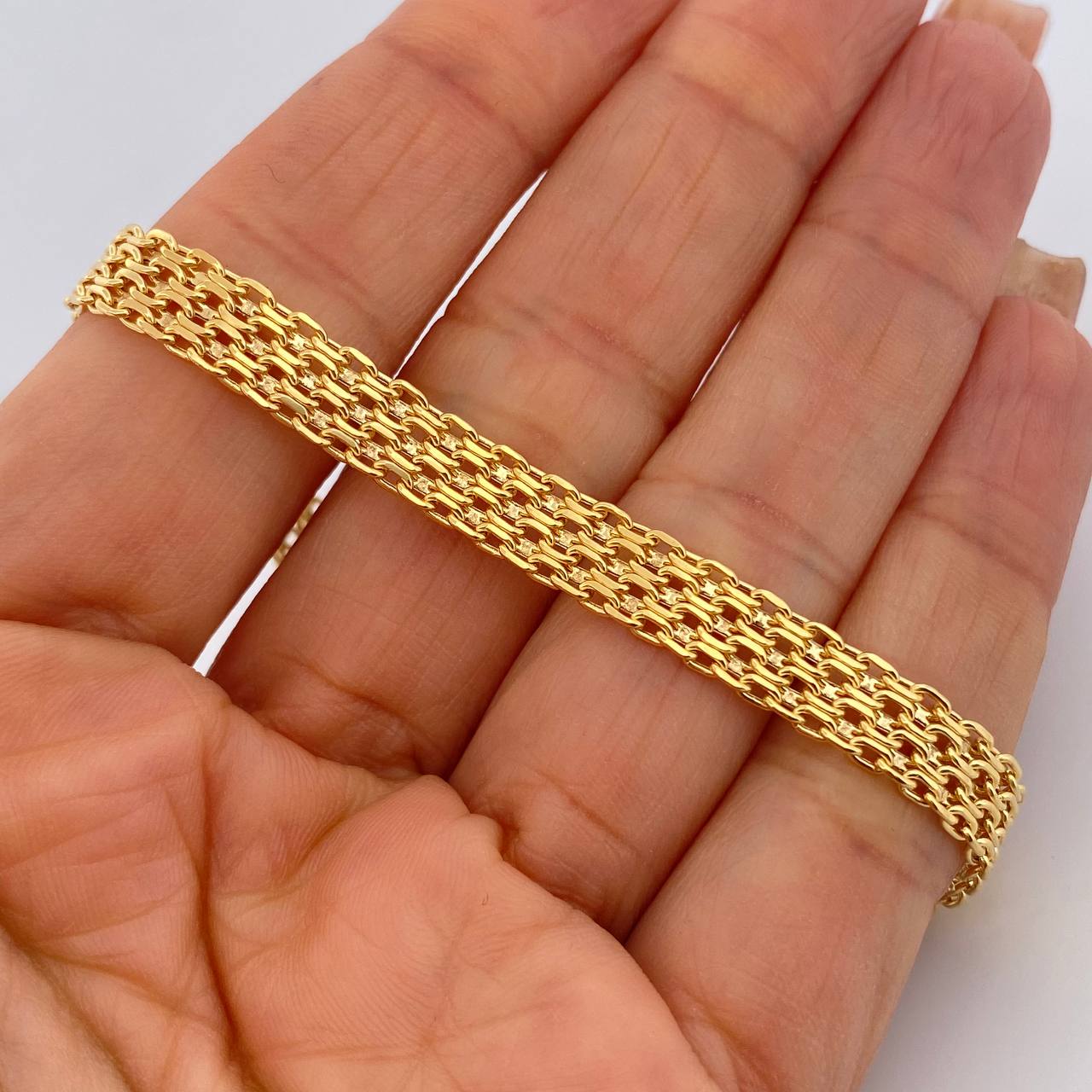 Chinese Bracelet 5.5gr / 7.5in / +1 18K Gold $