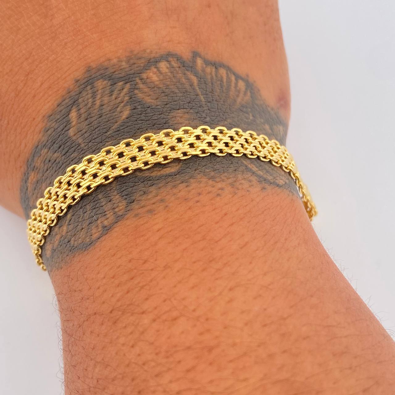 Chinese Bracelet 5.5gr / 7.5in / +1 18K Gold $