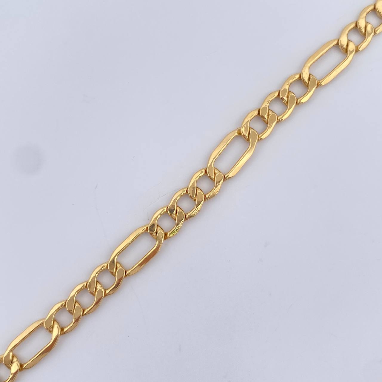 Figaro Bracelet 4.25gr / 7.5in / +0 18K Gold &