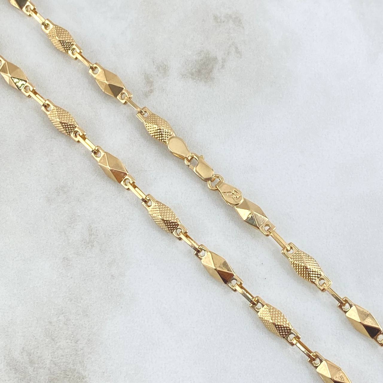 Rustic Chain Adige 10.55gr / 60cm / 4.6mm Textured Polished 18K Yellow Gold