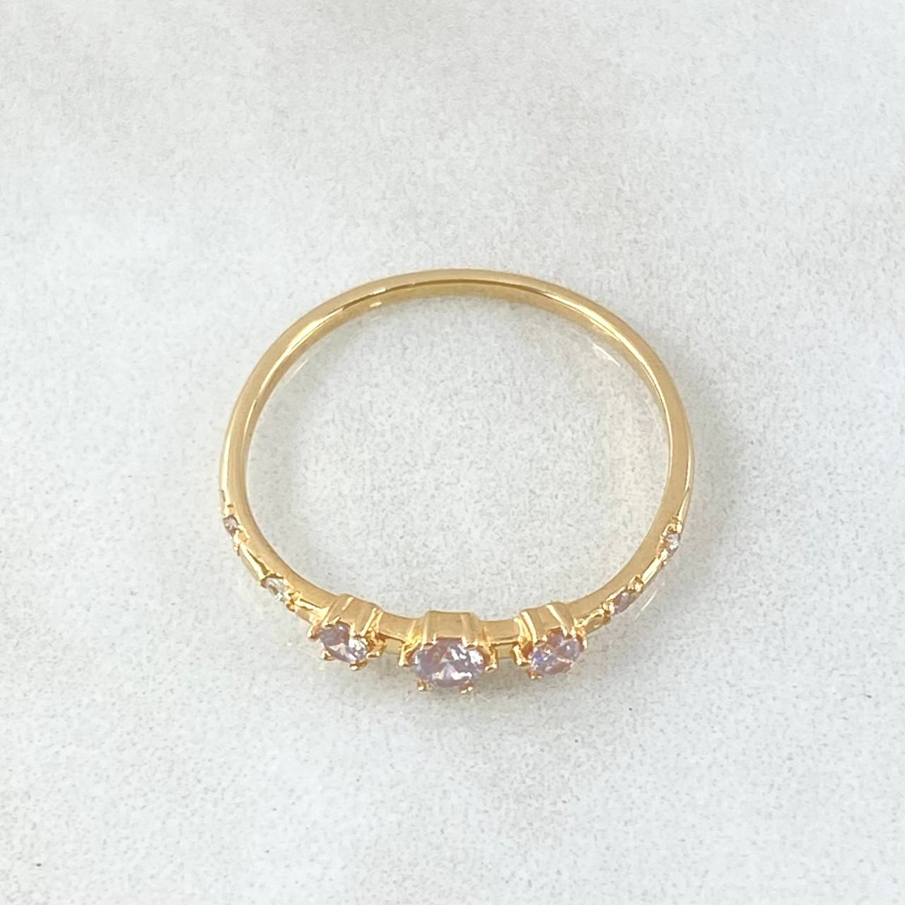 Anillo Solitario 1.45gr / T7 1/2 / Oro 18K -
