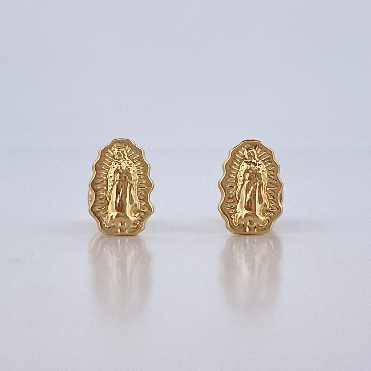 Virgin Guadalupe Stud Earrings 0.65gr / 18K Gold $