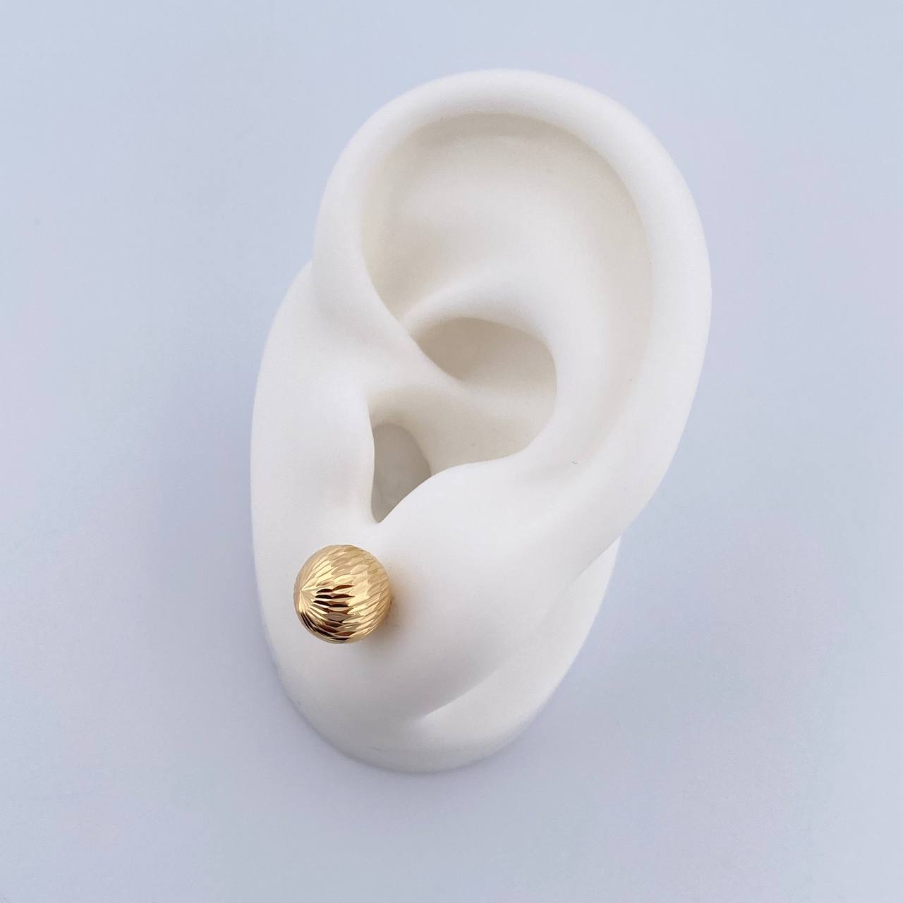 Stud Earrings Bead 1.6gr / 10mm Diamond Cut 18K Yellow Gold $