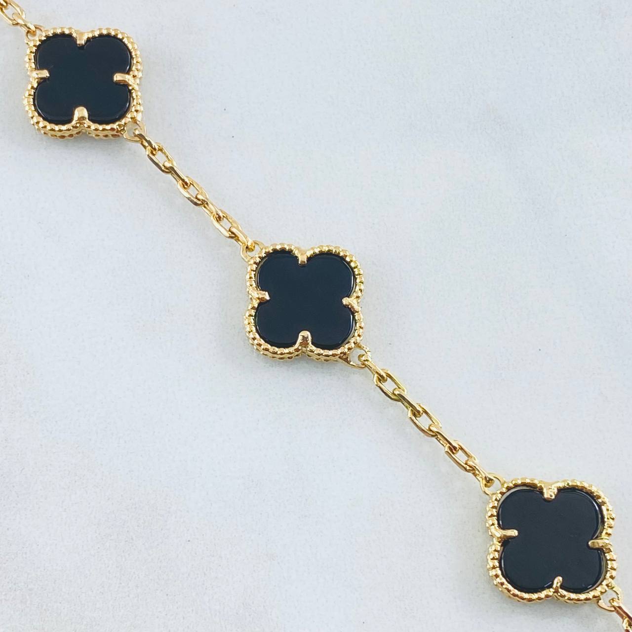 Pulso Aro Seguido Trebol 11.6gr / 18cm / Nac.Esp. Oro 18K -