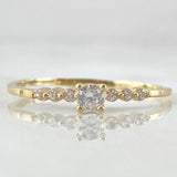 Solitaire Ring 1.05gr / Size 5 3/4 / 18K Gold *