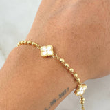 Clover Bracelet White 4.15gr / 7.1in / 18K Gold +0$