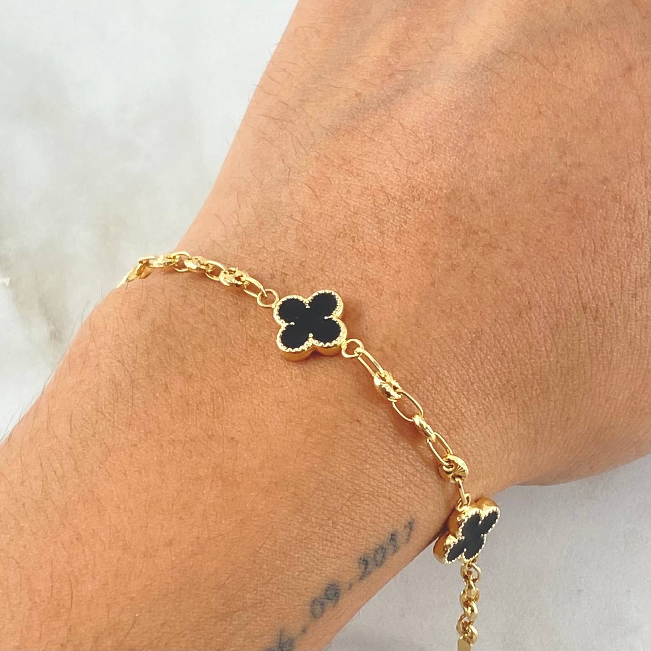 Bracelet GC Clover 4.15gr / 7.1in / 18K Gold -