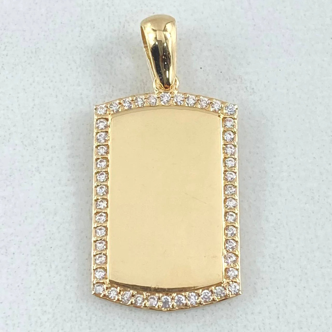Dije Placa Borde 2.5 g / 1 in Oro Amarillo 18K