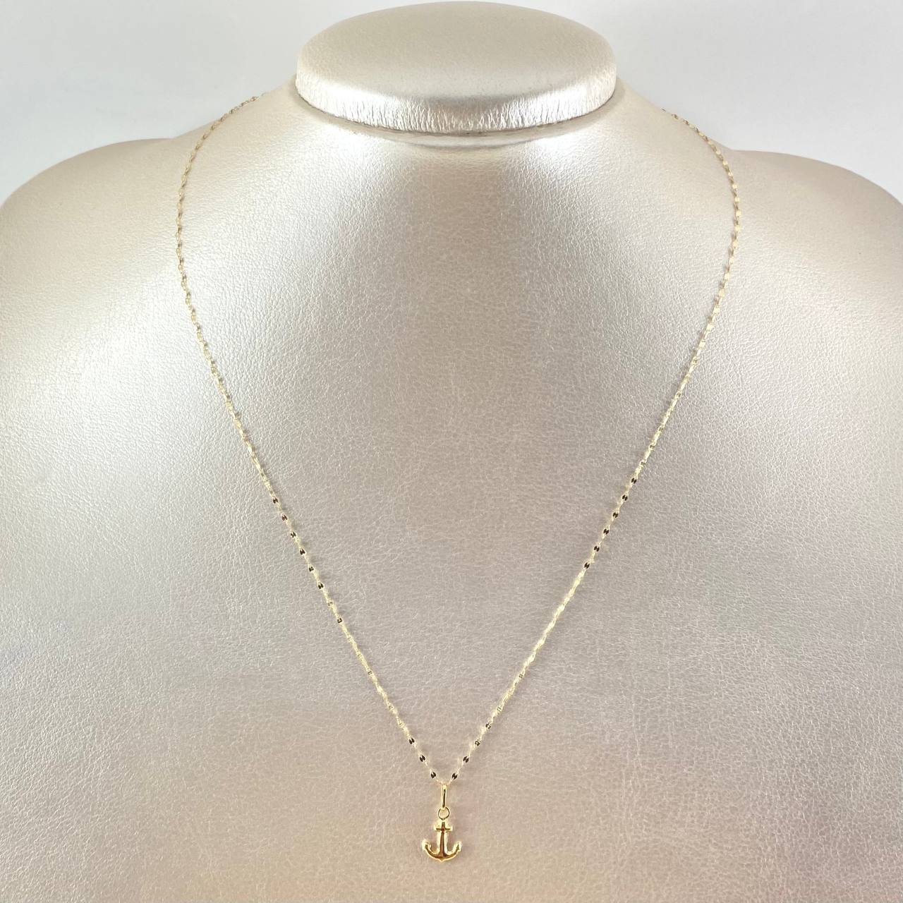 Chain and Mini Flower Mirror Pendant Set + Anchor 0.6gr / 18K Yellow Gold ©
