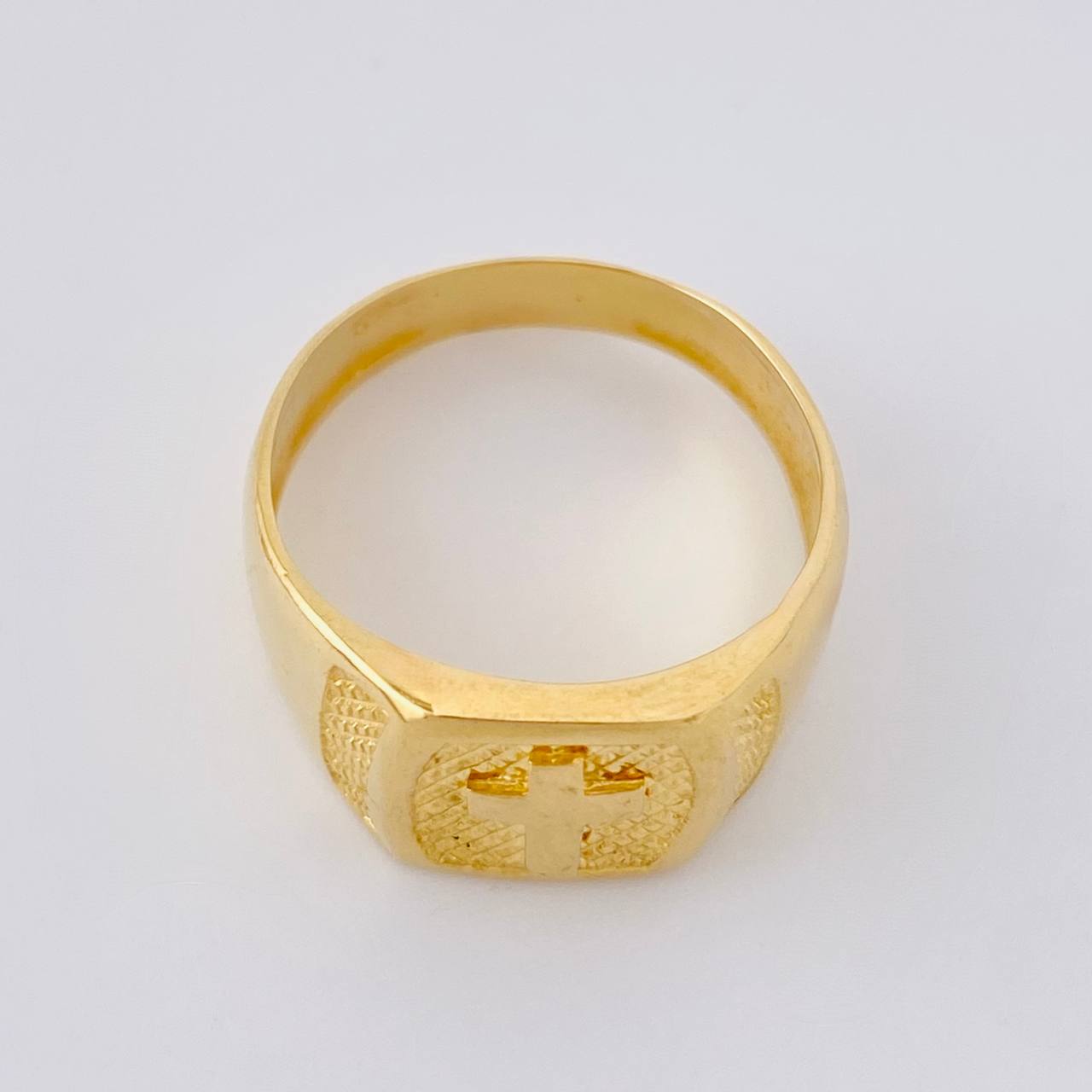 Cross Signet Ring 3.9g / T7 1/2 Yellow Gold 18K