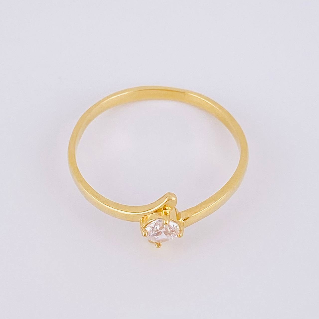Anillo Solitario Cruzado 2.05g / T9 1/4 Oro Amarillo 18K