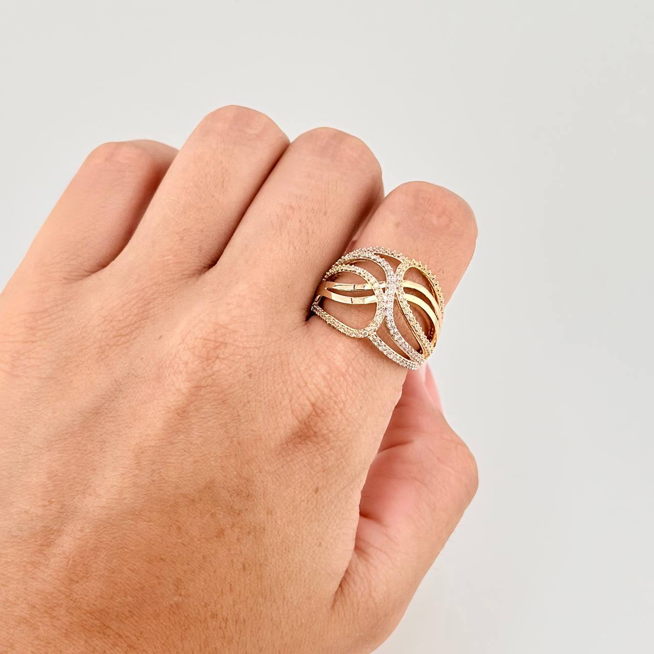 Crossed Waves Ring 6.75g / T7 1/4 Two-Tone Yellow White Gold 18K