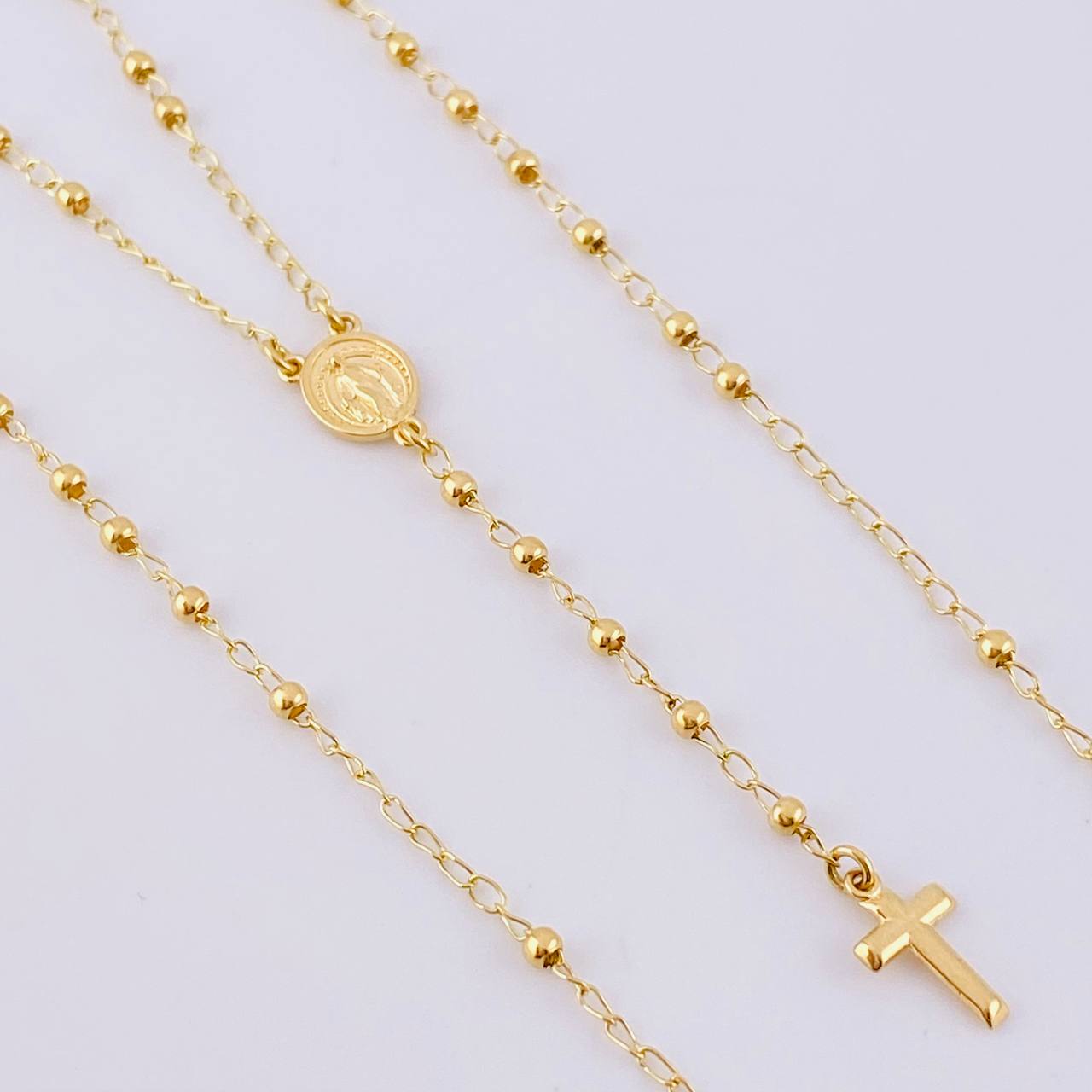 Rosario Virgen Milagrosa Cruz Lisa 3.9g / 22 in / 2.25mm Oro Amarillo 18K