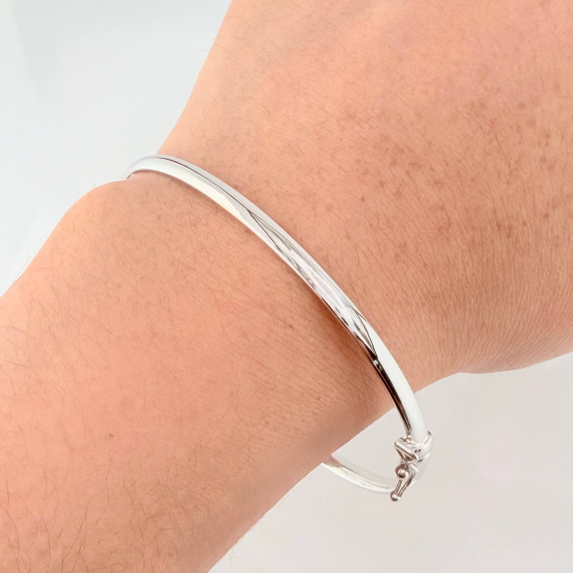 Pulso Aro Liso 3.25gr / 7 in / 3.1mm Oro Blanco +4 18K ©