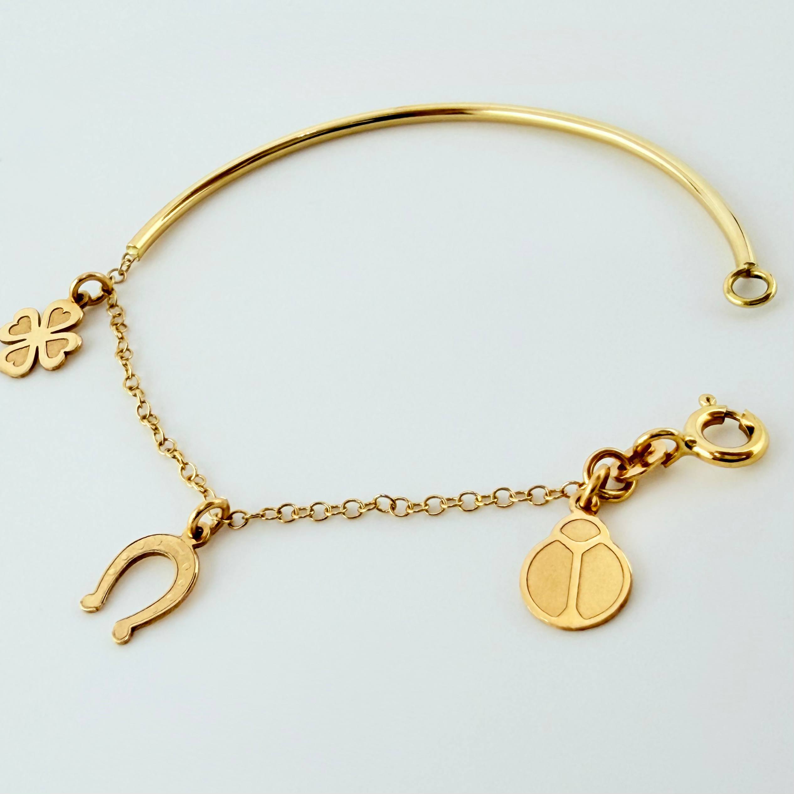 Pulso Charms 1.95gr / 4 3/4 in / 1.4mm Oro Amarillo +4 18K ©