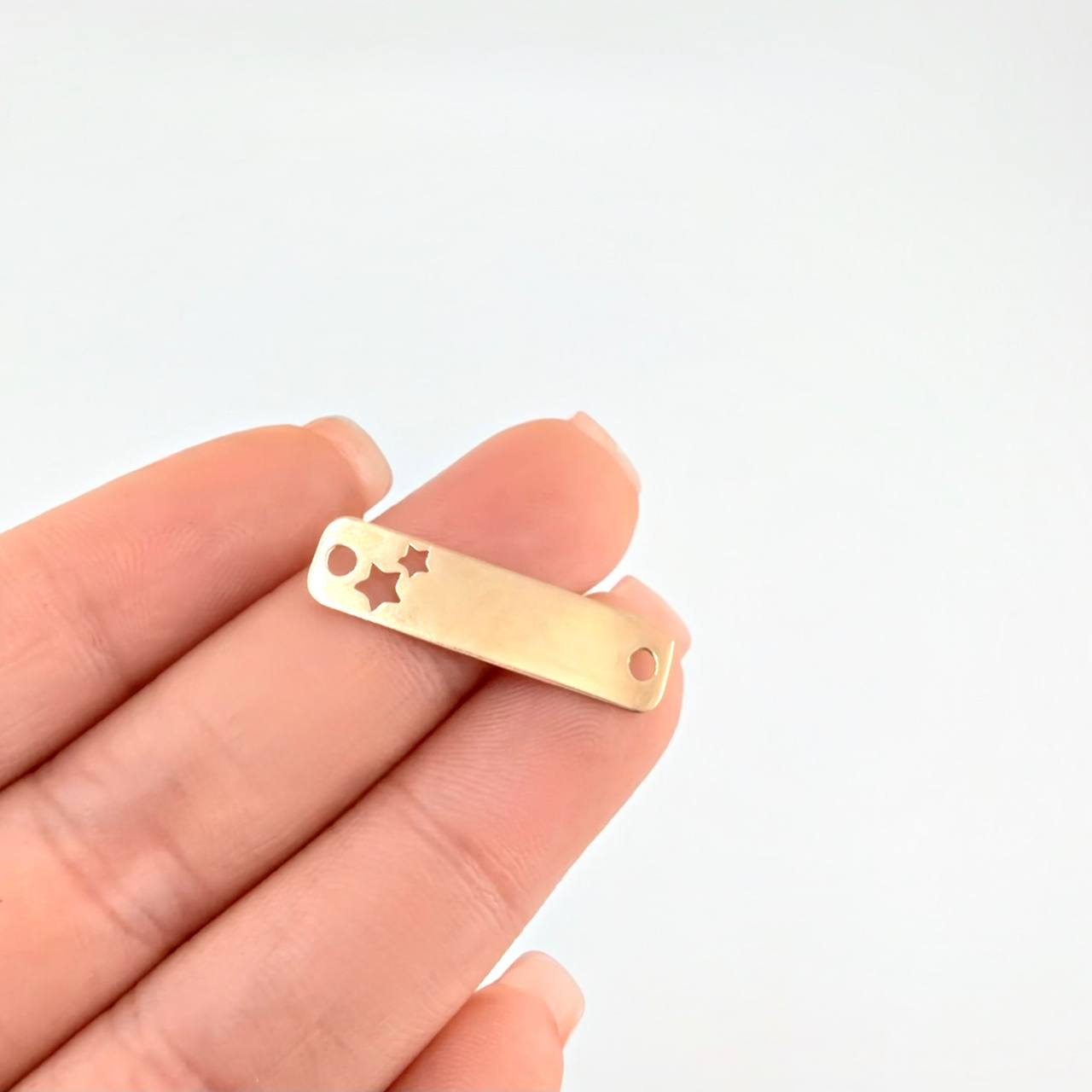 Charm Stars Plate 0.8 g / 1 in 18K Yellow Gold