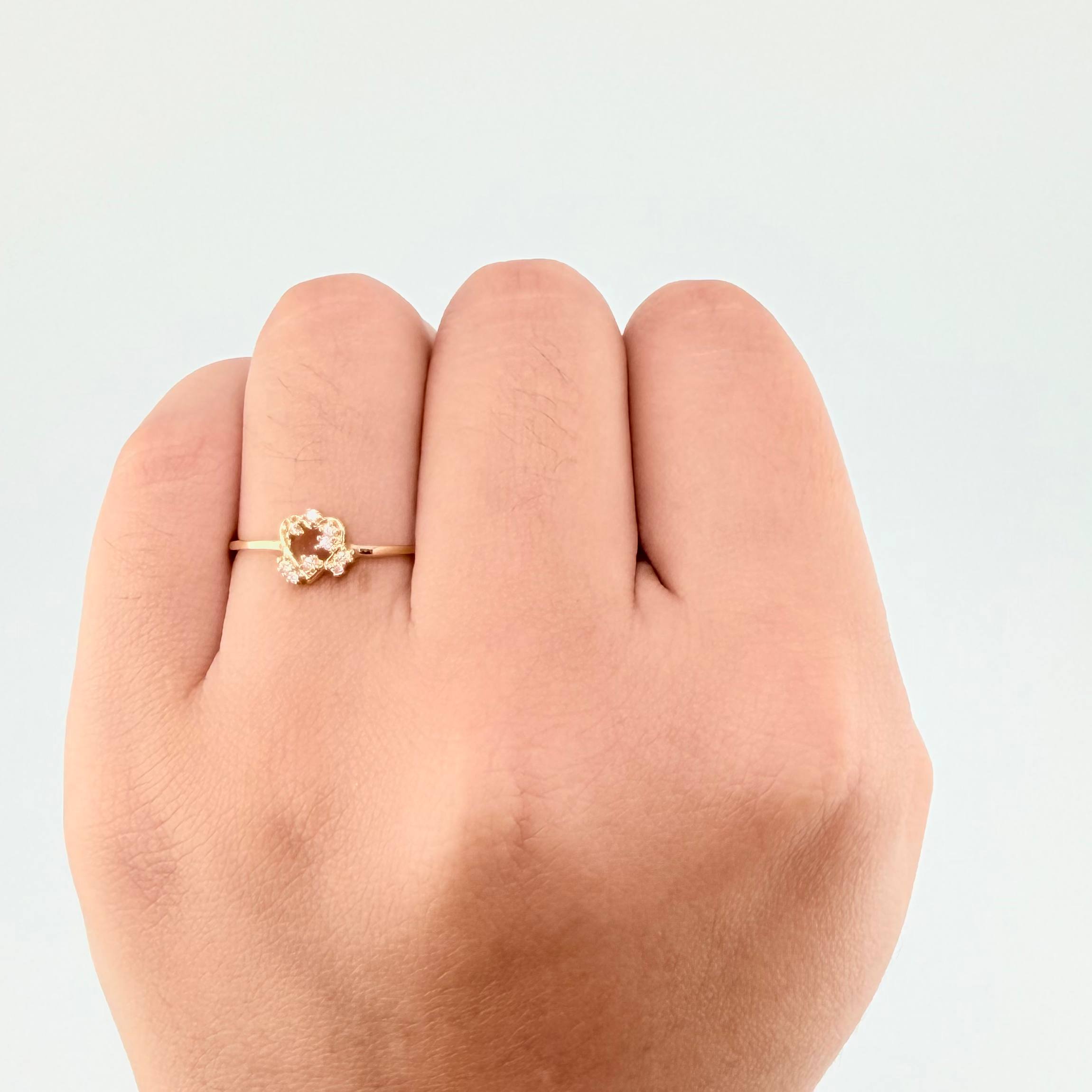 Heart Sparkle Ring 1 g / T6 3/4 18K Yellow Gold