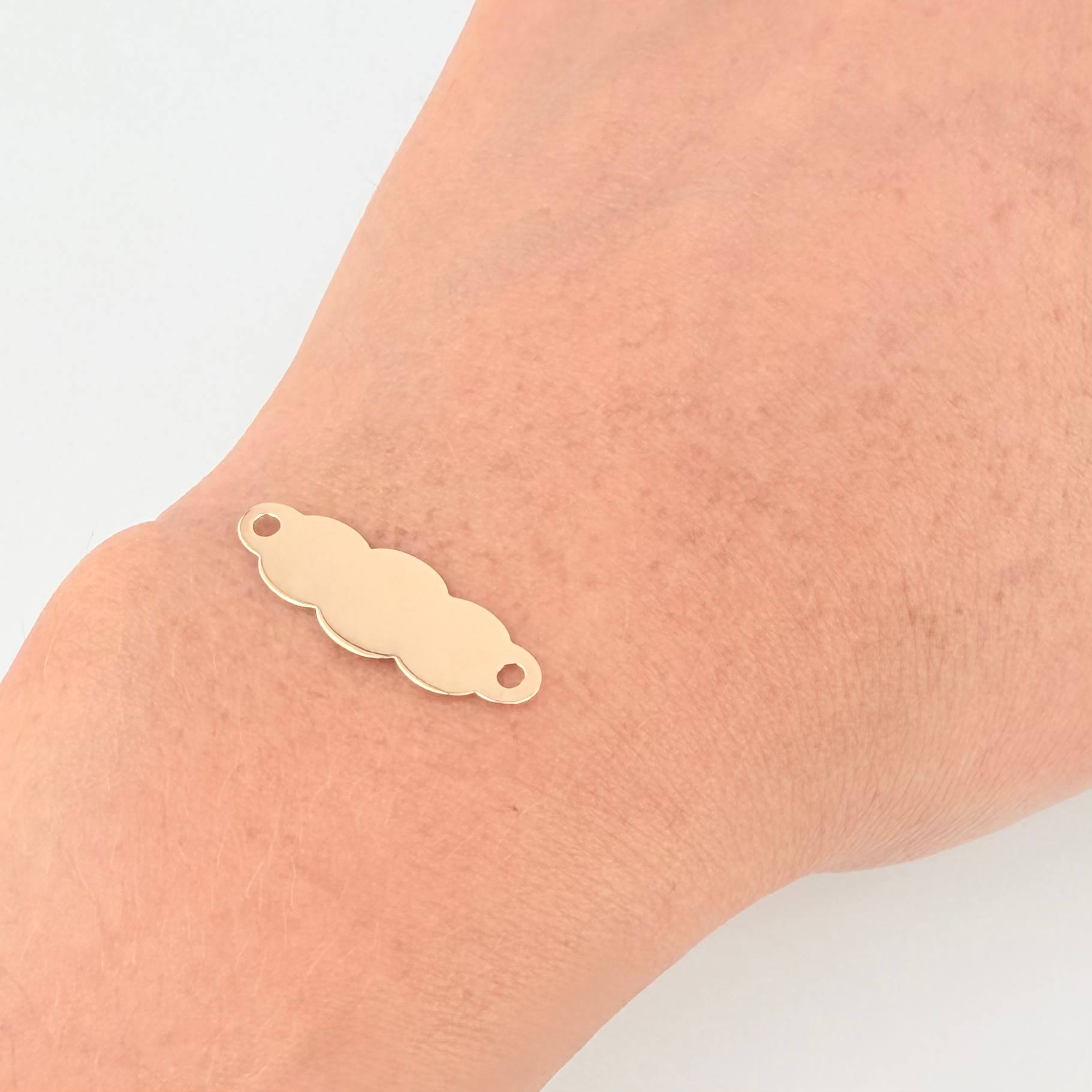 Herraje Placa Nube 0.75 g / 1 in Oro Amarillo 18K