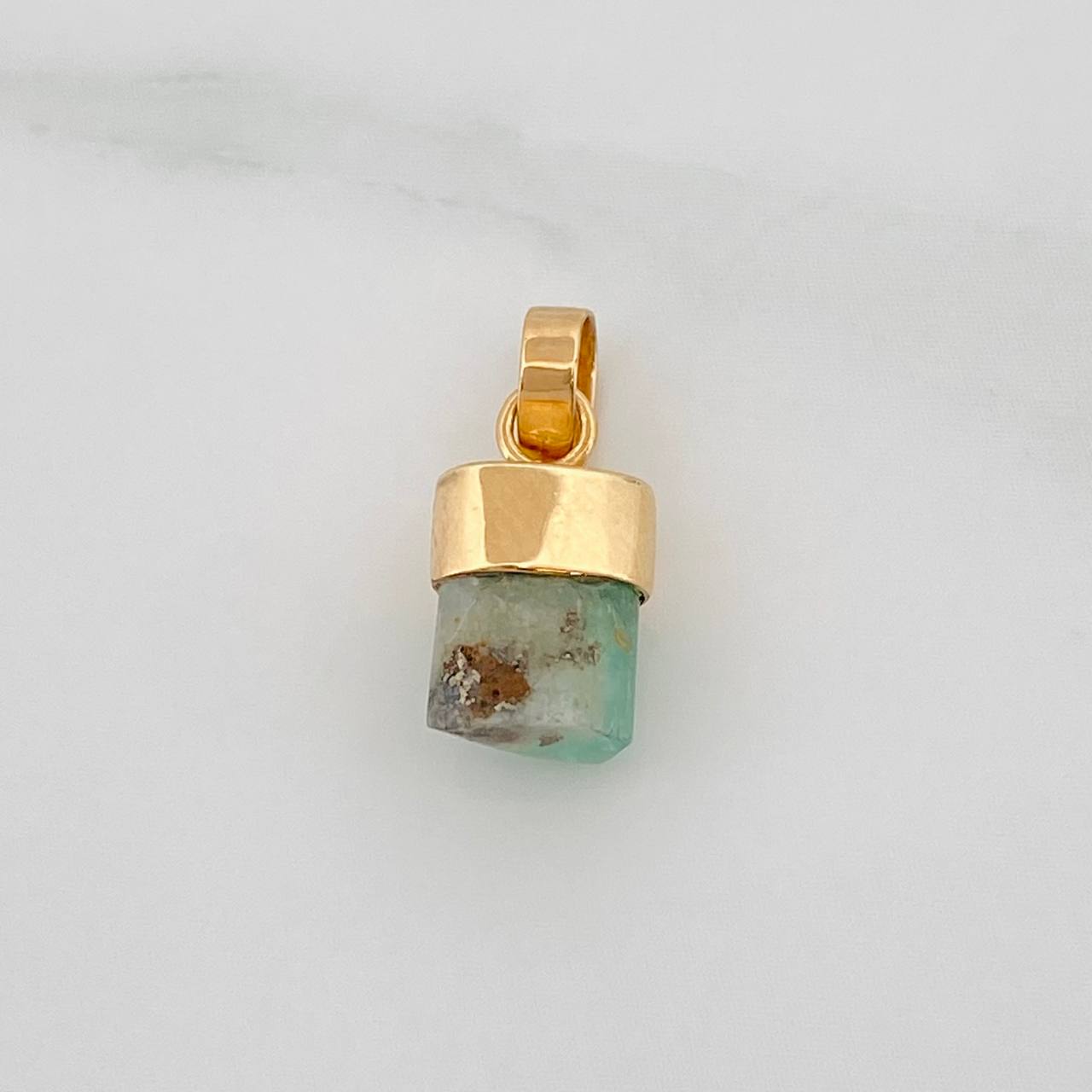 Dije Morralla Esmeralda 0.4g / 1/2 in Oro Amarillo 18K