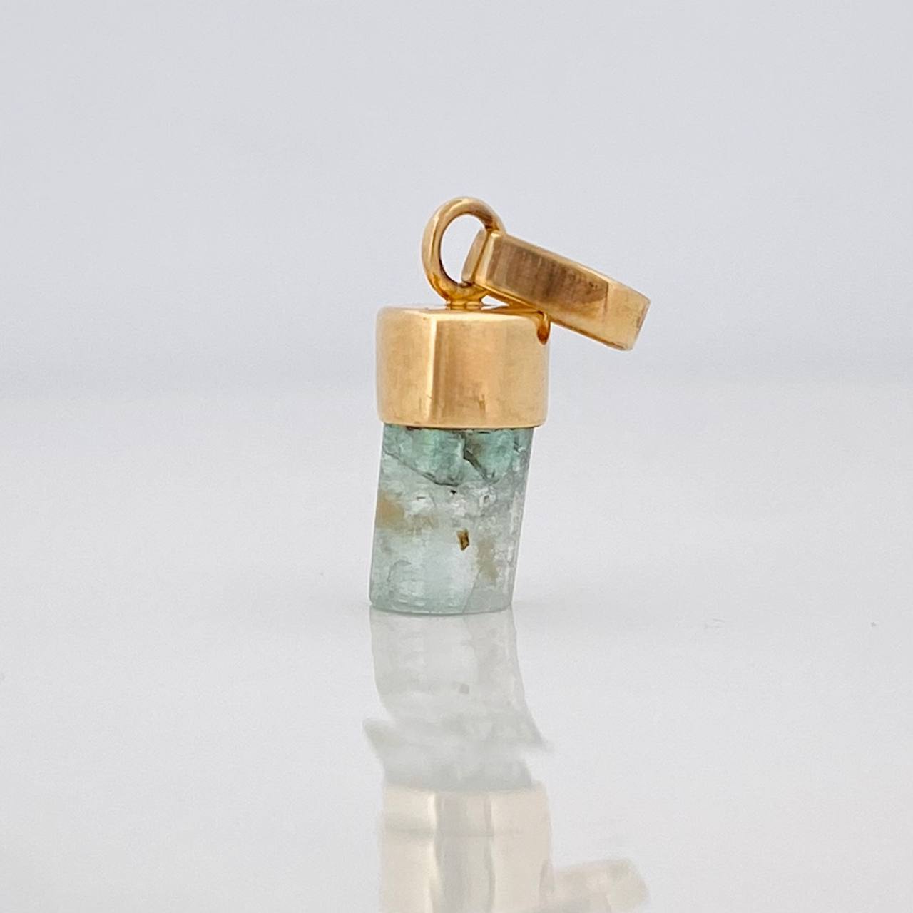 Dije Morralla Esmeralda 0.4g / 1/2 in Oro Amarillo 18K