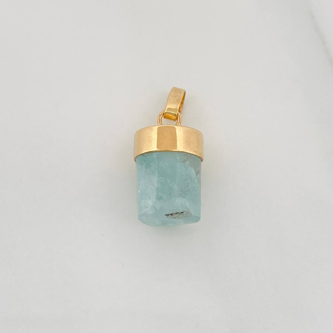 Rough Emerald Pendant 0.8g / 3/4 in 18K Yellow Gold