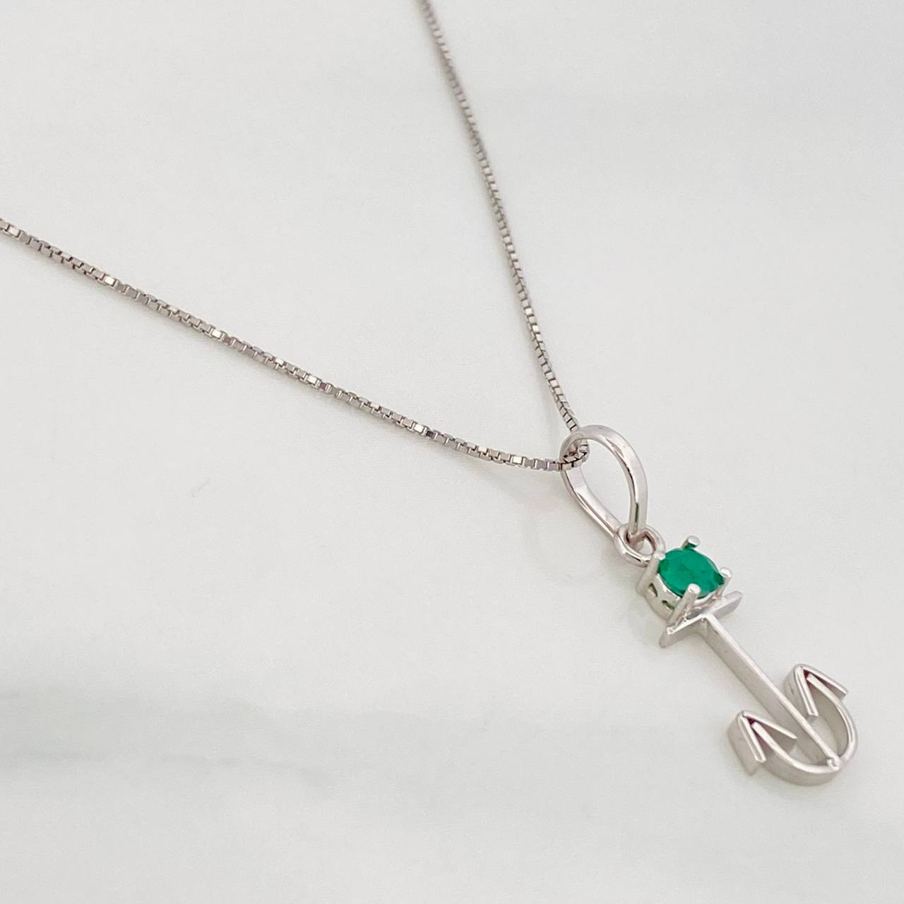 Set Cadena Veneciana + Dije Ancla Esmeralda 7pts / 1.45g / 18 in Oro Blanco 18K