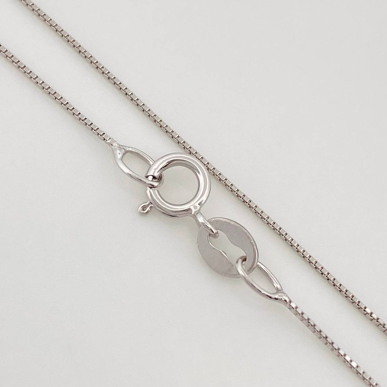 Set Cadena Veneciana + Dije Corazon Esmeralda 9pts / 1.5g / 18 in Oro Blanco 18K