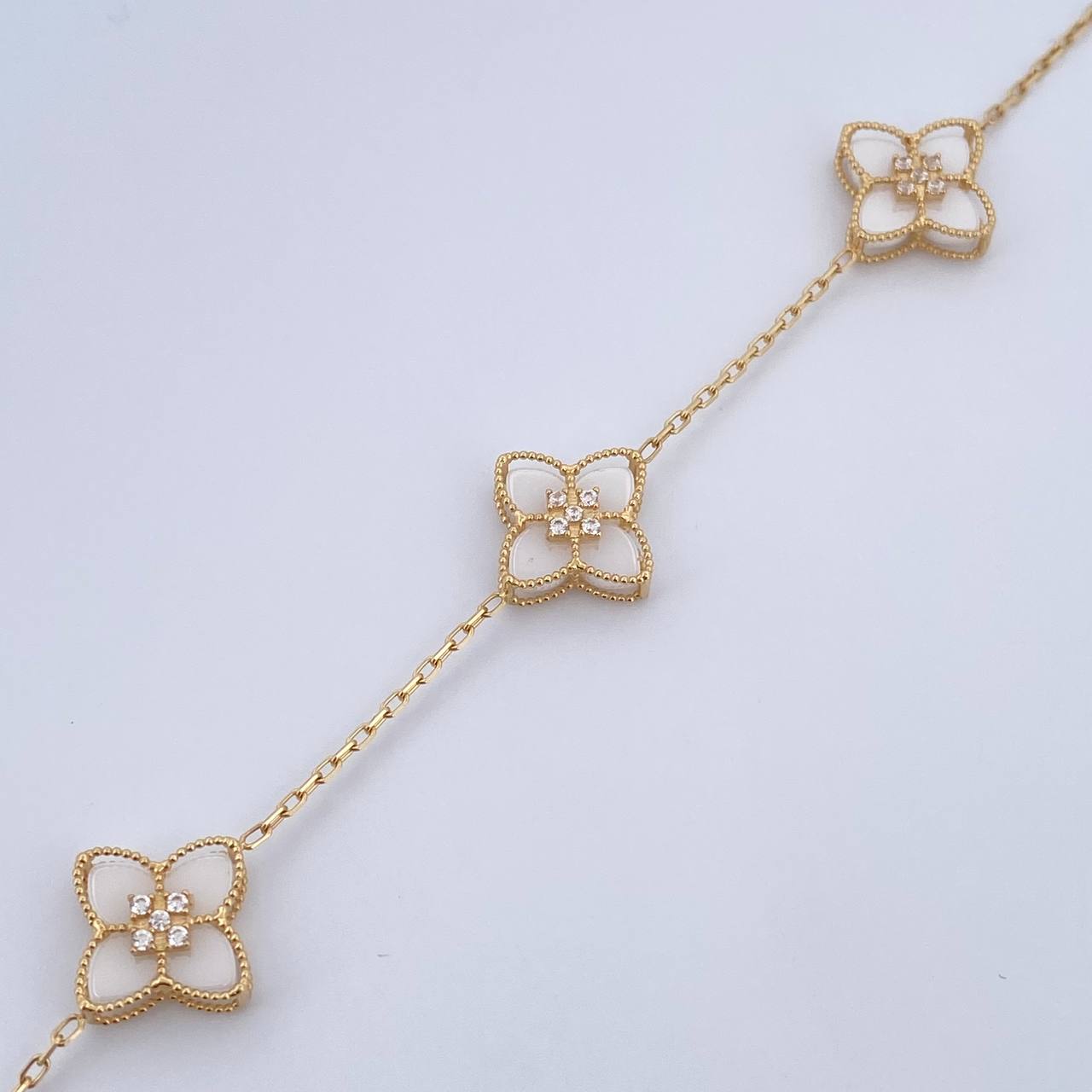 Classic Link Bracelet Flowers 5.9gr / 17.5cm-19.4cm / 1.3mm White Jade White Zircons Yellow Gold +4 18K &