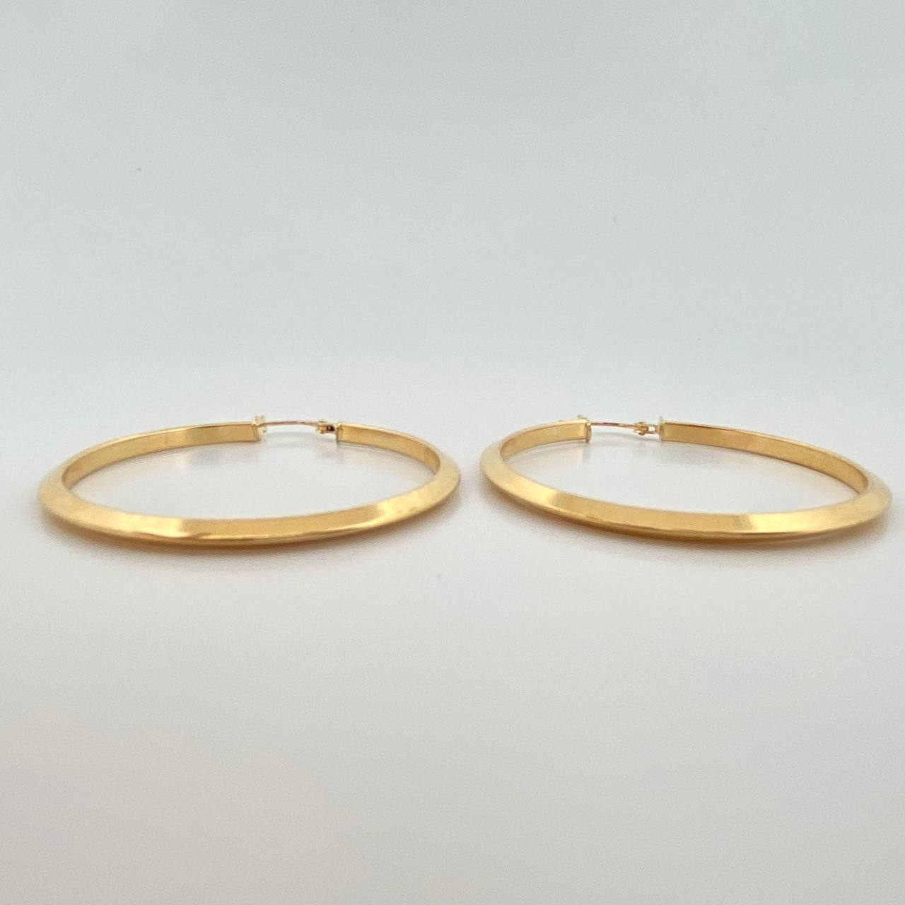 Candongas Clau 4.45gr / 5cm / Oro Amarillo 18K $
