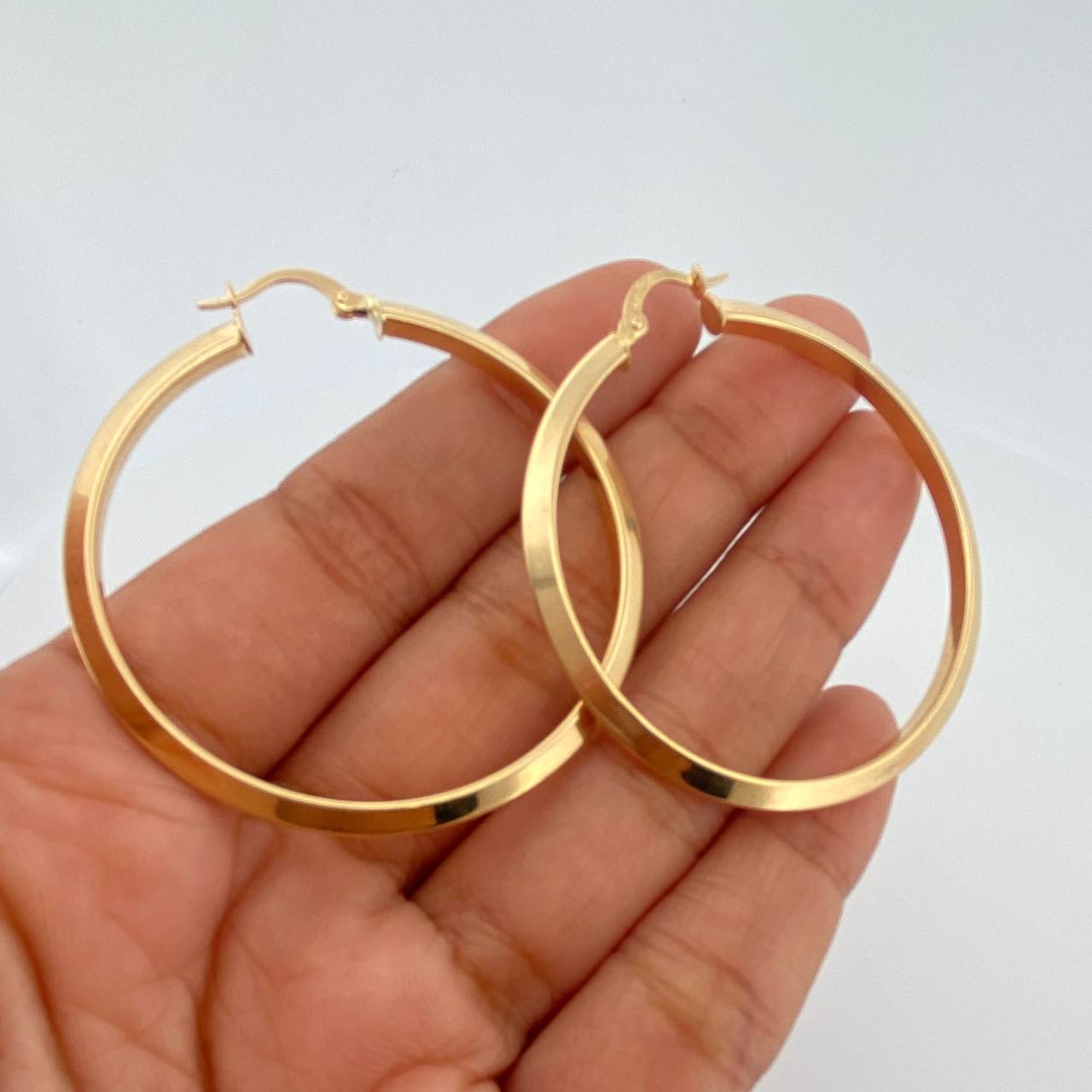 Candongas Clau 4.45gr / 5cm / Oro Amarillo 18K $