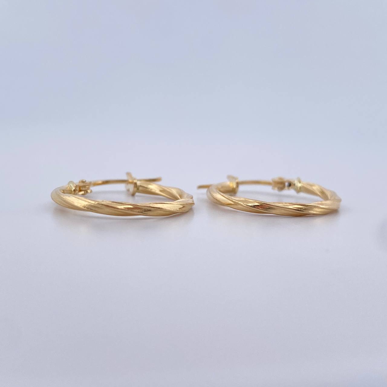 Hoop Earrings Jenn Mini 1.15gr / 2cm / Striped 18K Yellow Gold $