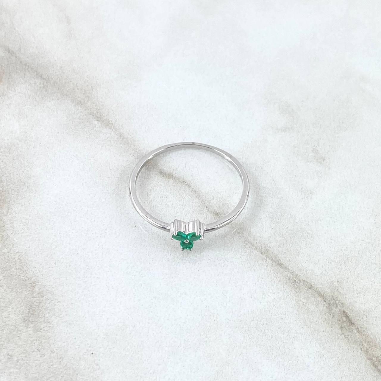 Trio Ring 1.1gr / T6 1/2 / Emeralds 11Pts 18K White Gold (Jewel) ©
