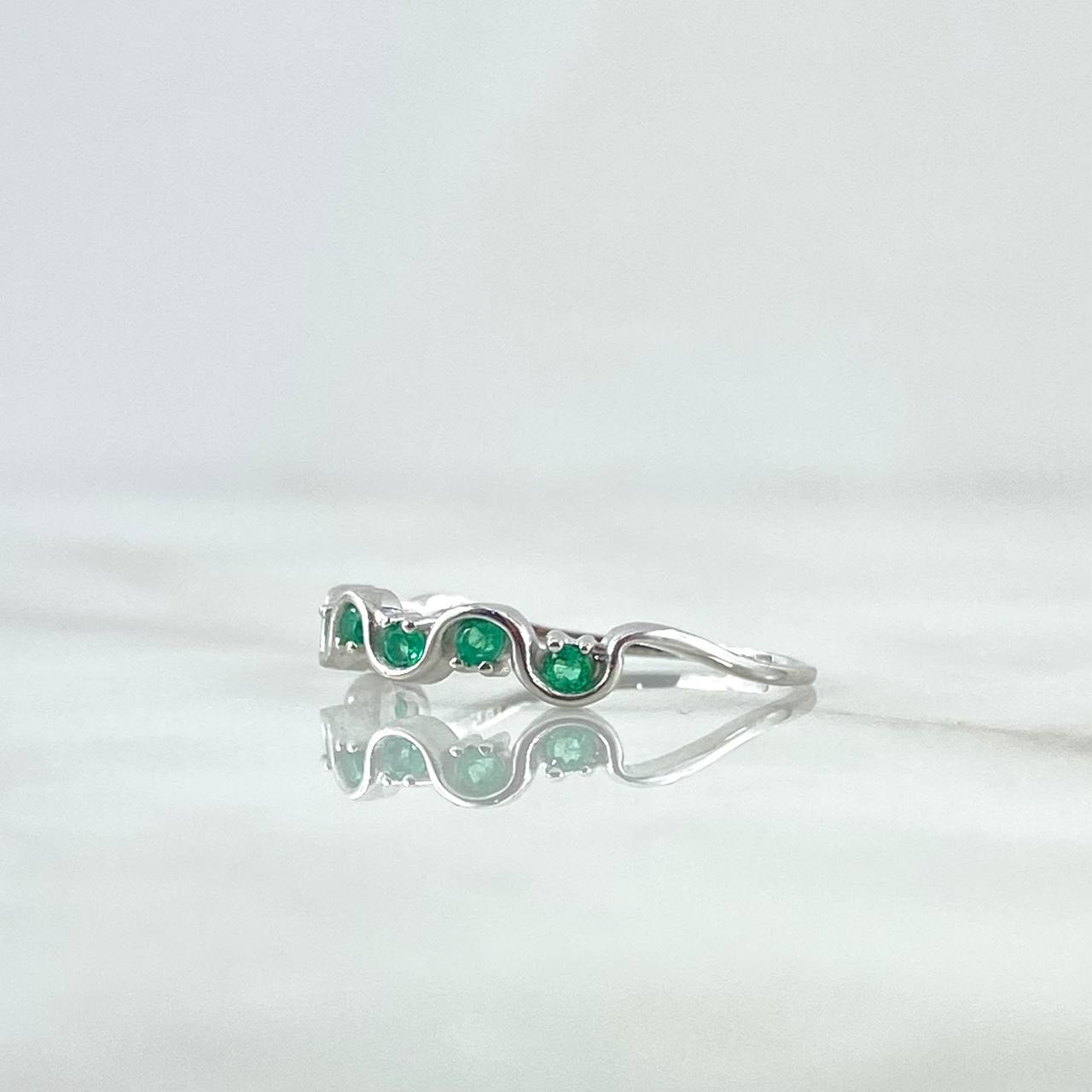 Slalom Ring 1.5gr / T6 1/4 / Emeralds 17Pts 18K White Gold (Jewel) ©