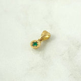 Dije Solitario En Aro 1.2gr / 1.5cm / Esmeraldas 06Pts Oro Amarillo 18K (Joya) ©