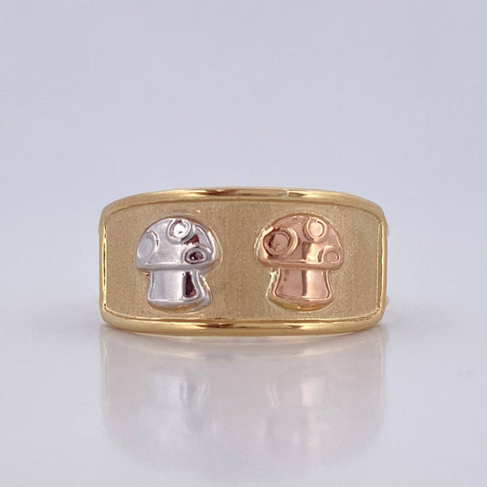 Mushroom Ring 1.65g / Size 6 1/4 Three Golds 18K