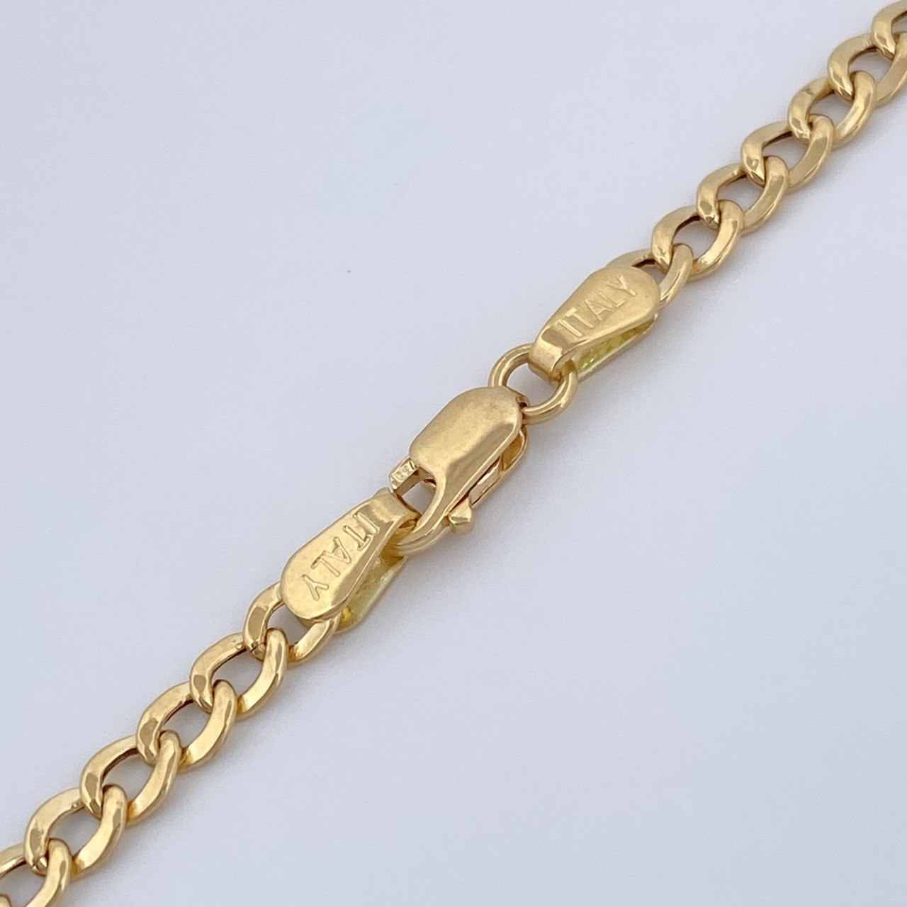 Cuban Links 5.4gr / 25 3/4 in / 18K Gold +1 $