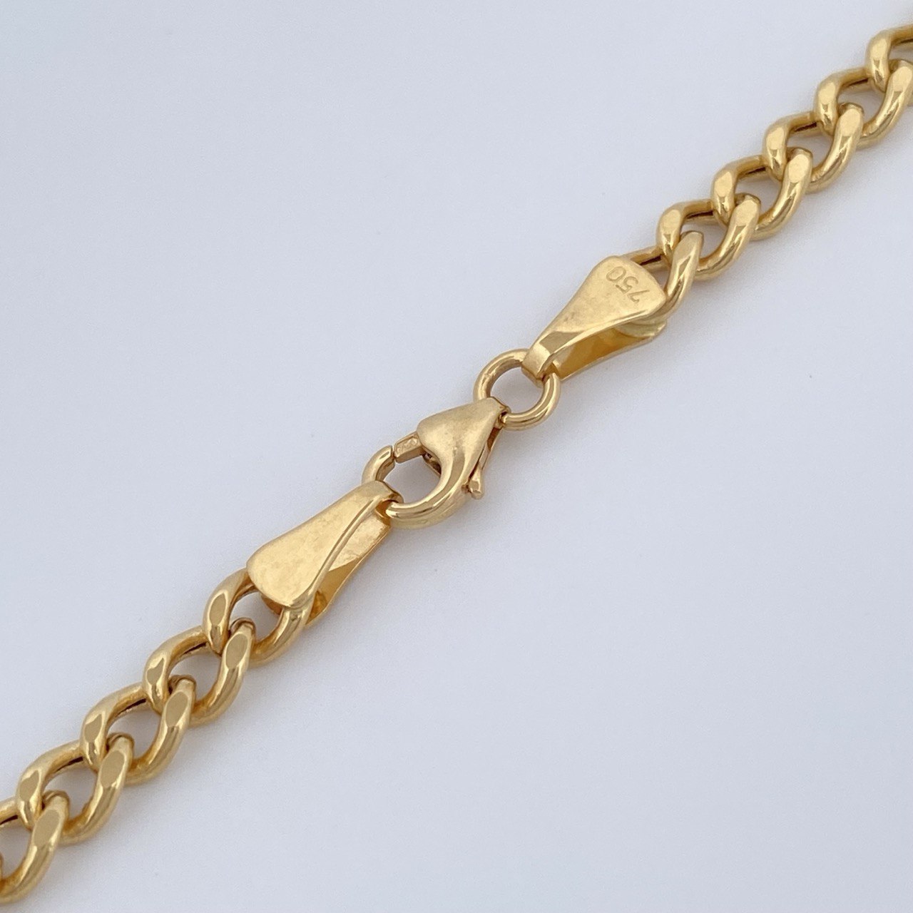 Cadena Cubana 12.45gr / 25 1/2 in / Oro Amarillo +1 18K $