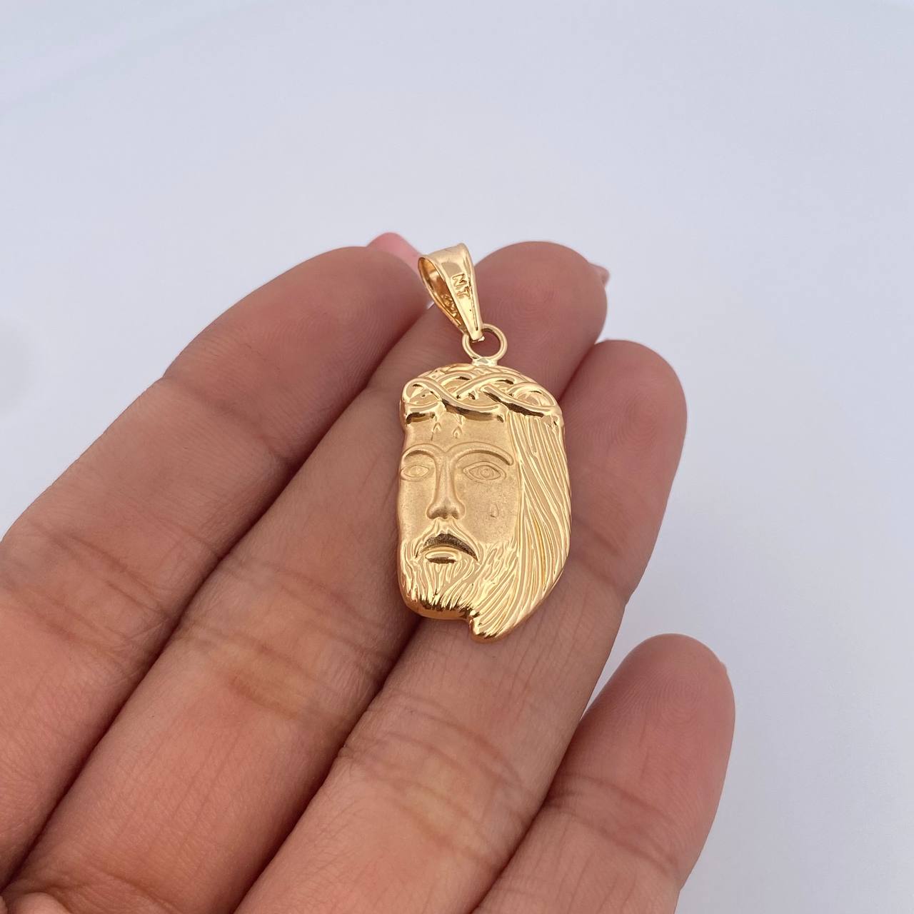 Pendant Jesus Face 2.1gr / 3.5cm / 18K Yellow Gold &