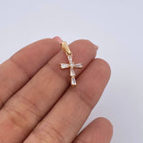 Dije Cruz 0.9gr / 2.1cm / Circones Blancos Oro Amarillo 18K &