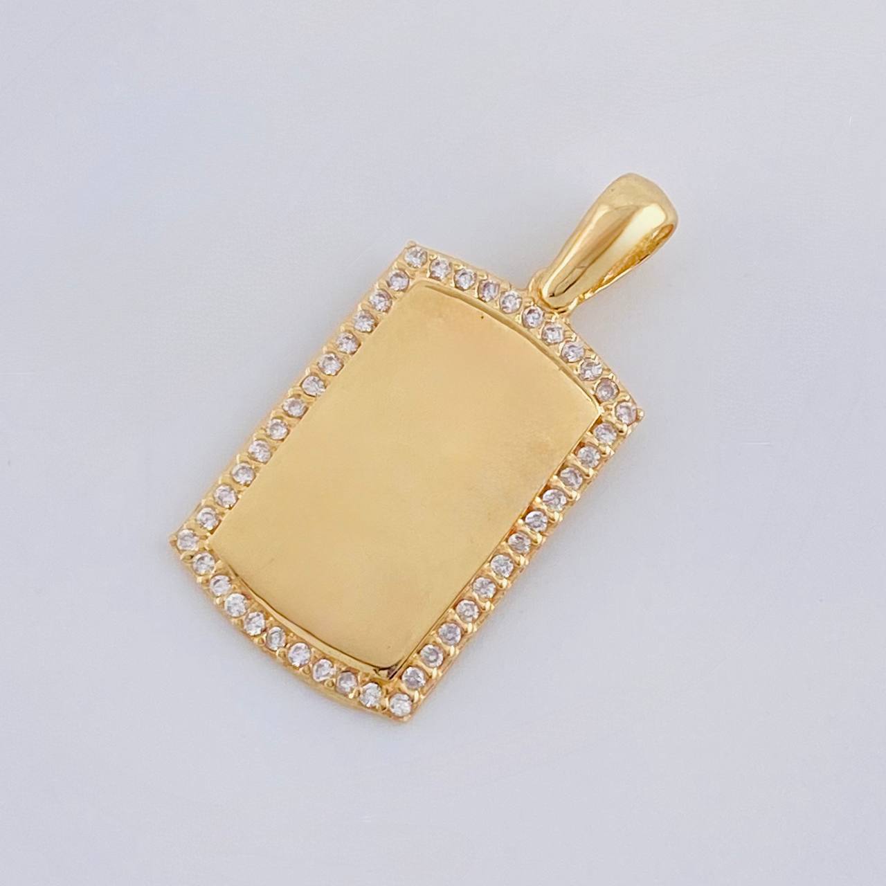Pendant Oval Rectangular Plate 2.5 g / 1 in 18K Yellow Gold