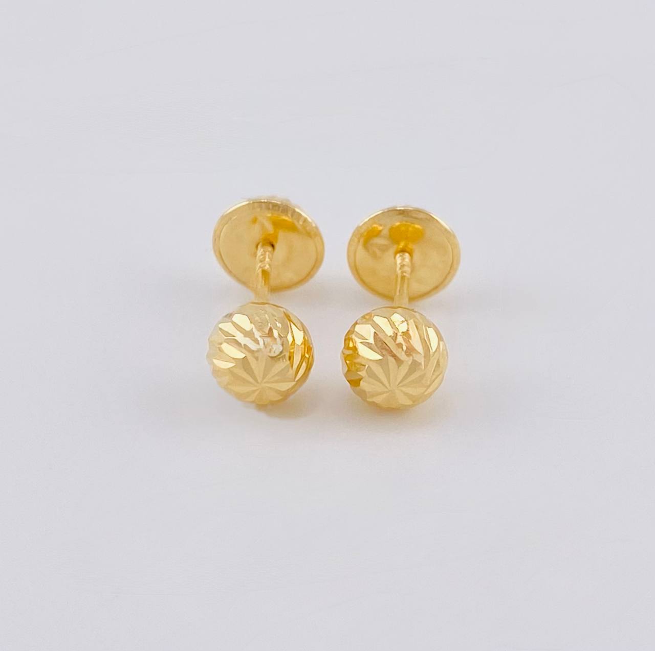 Topos Bola Diamantada 0.55 g / in / 5 mm Oro Amarillo 18K