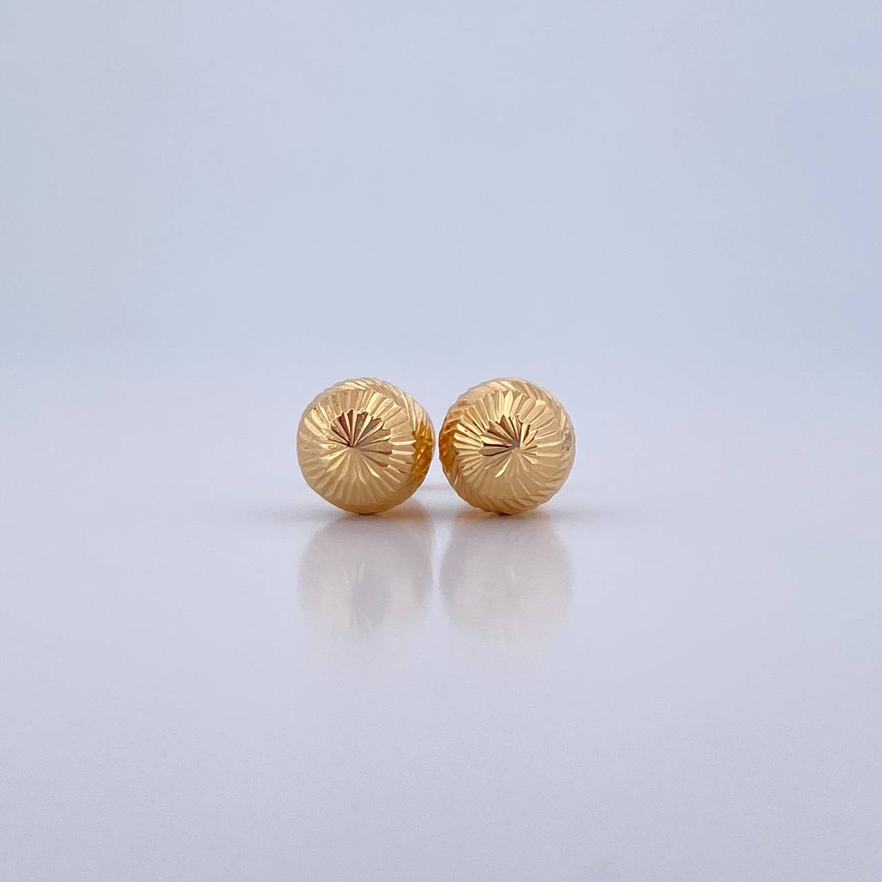 Stud Earrings Bead 0.8gr / 7mm Diamond Cut 18K Yellow Gold &