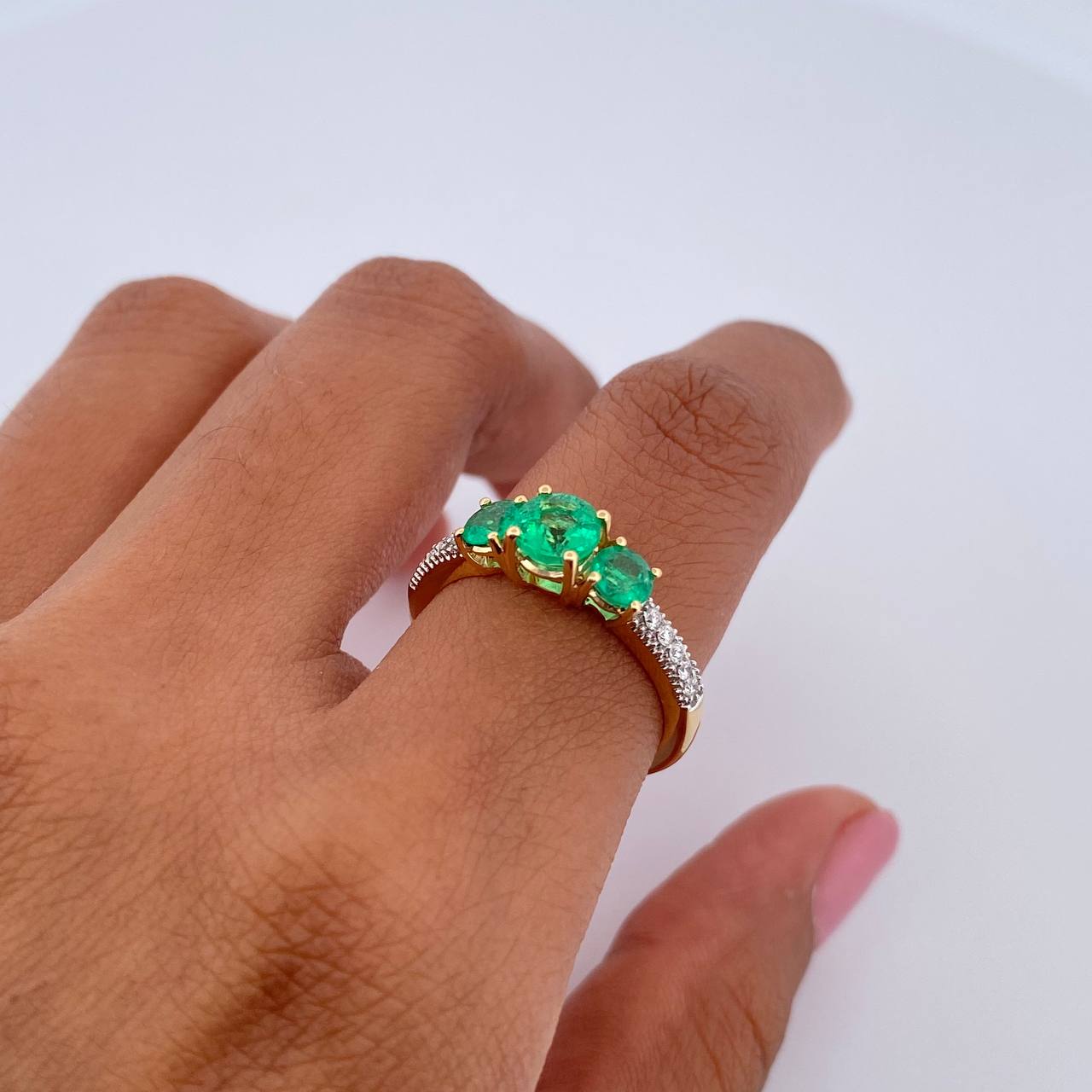 Ring Solitaire Churumbela 2.7gr / T6 1/4 / Emerald 1.16 Qts Diamond 12 Pts Two Yellows White Gold 18K (Jewel) &