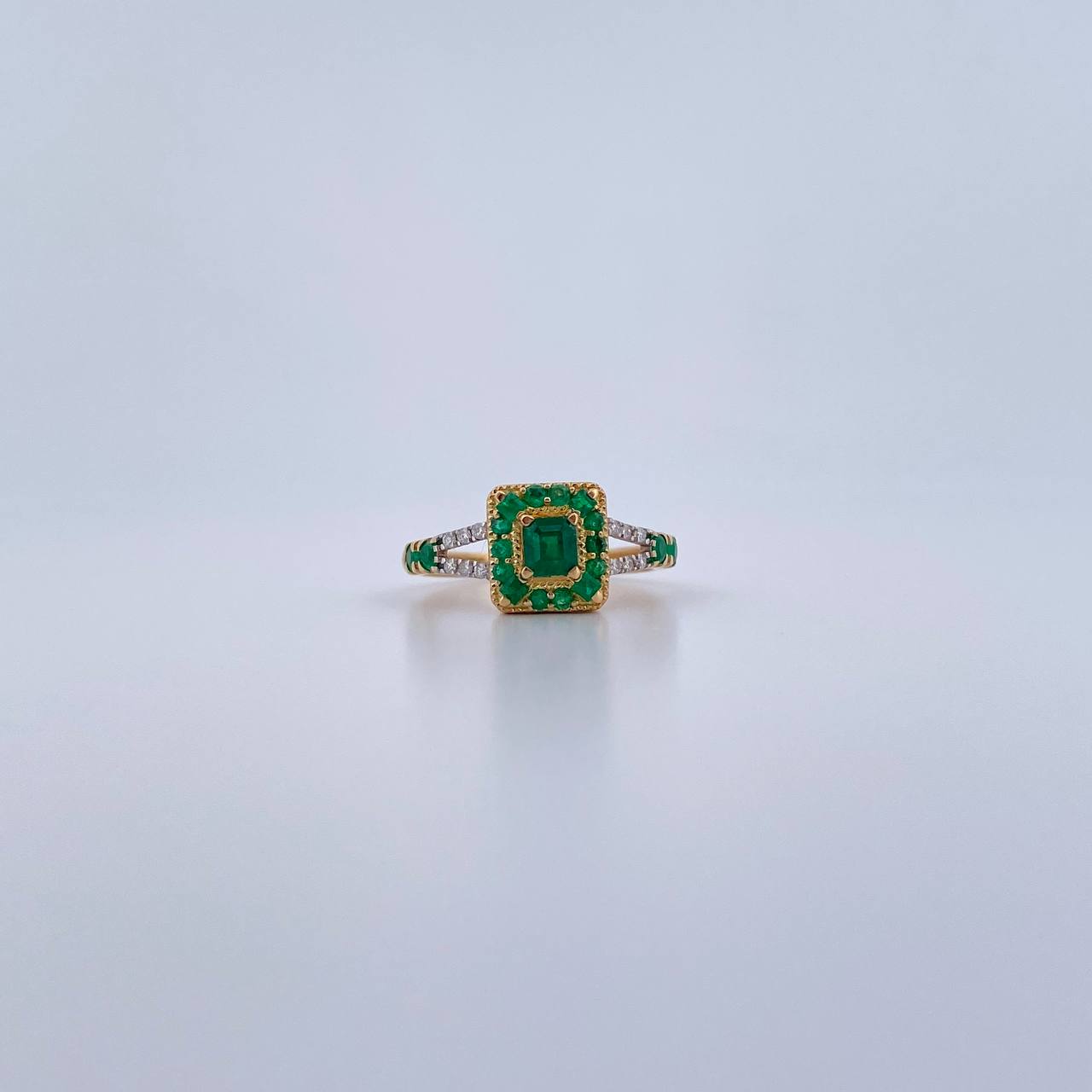 Square Halo Ring Double Line 2.95gr / T6 1/4 / Emerald 62 Pts Diamond 8 Pts Two Yellows Yellow White 18K (Jewel) &